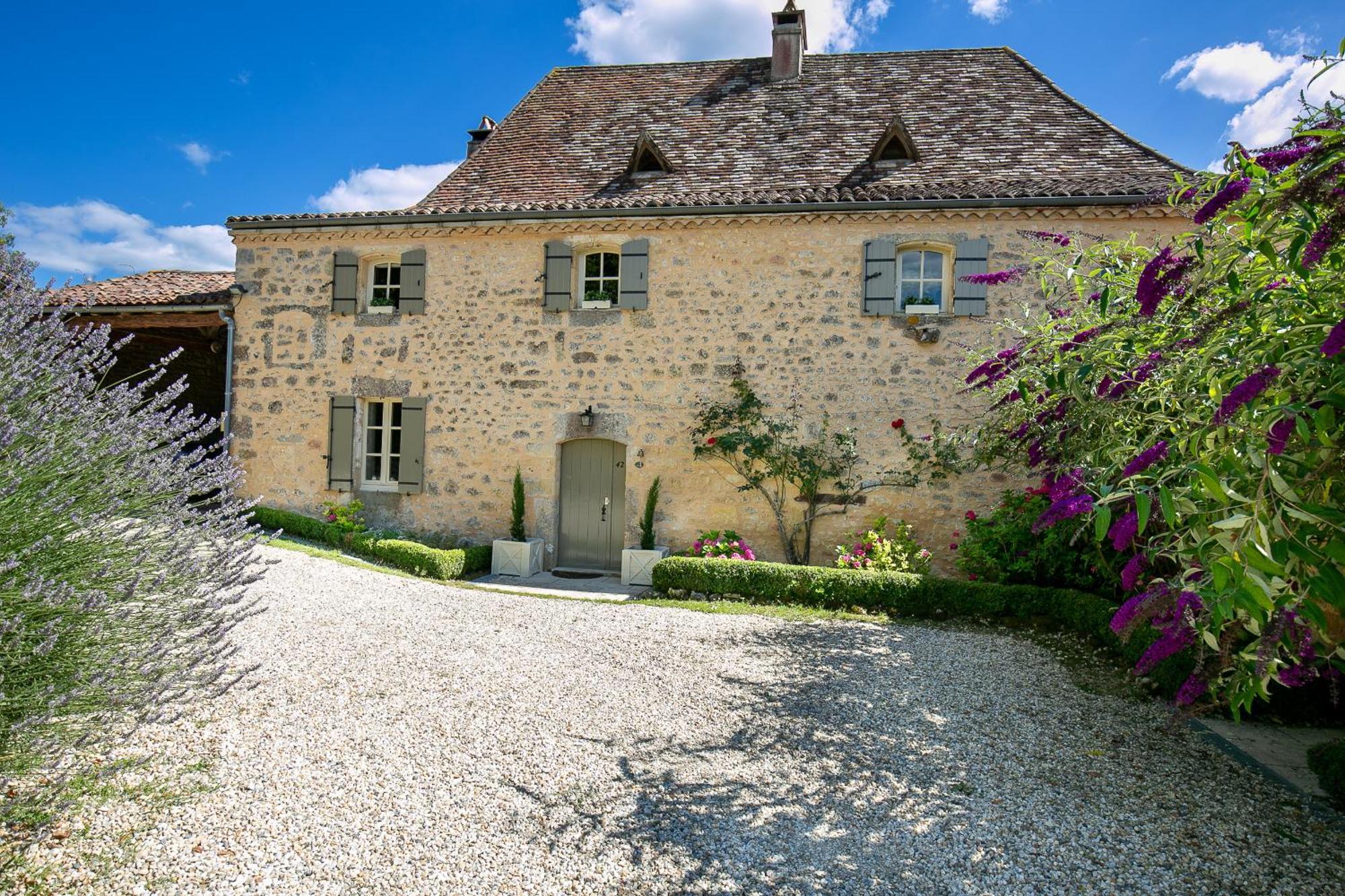 Pontours La Maison Louverie מראה חיצוני תמונה