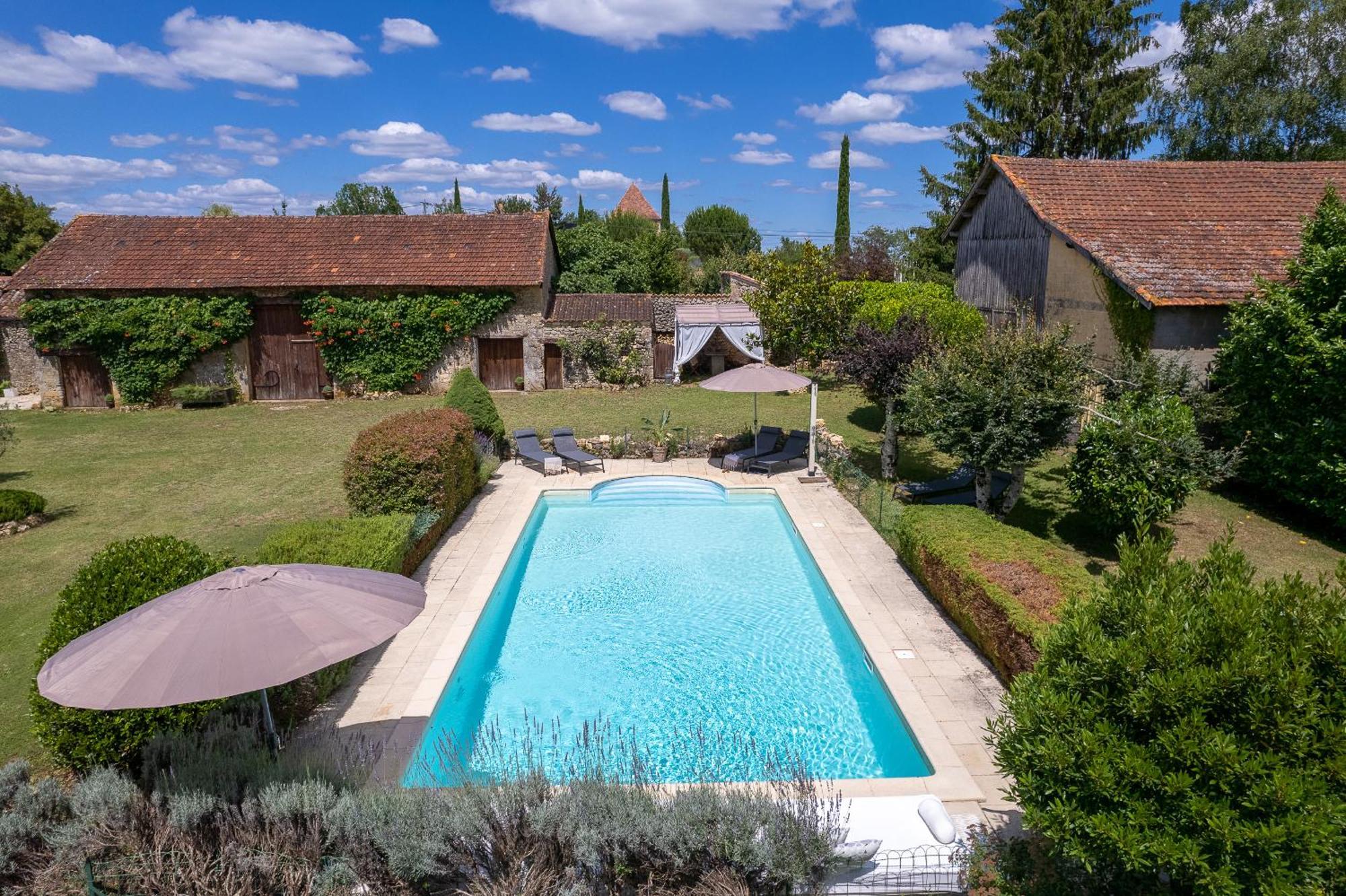 Pontours La Maison Louverie מראה חיצוני תמונה