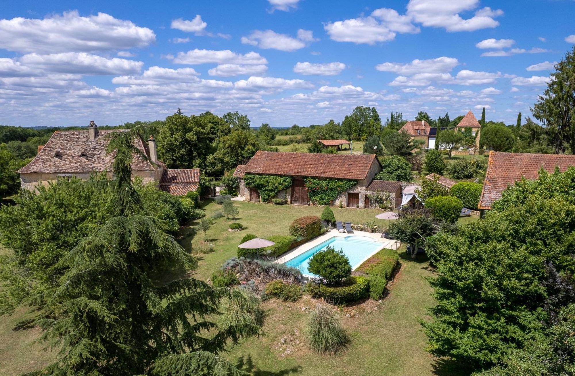 Pontours La Maison Louverie מראה חיצוני תמונה