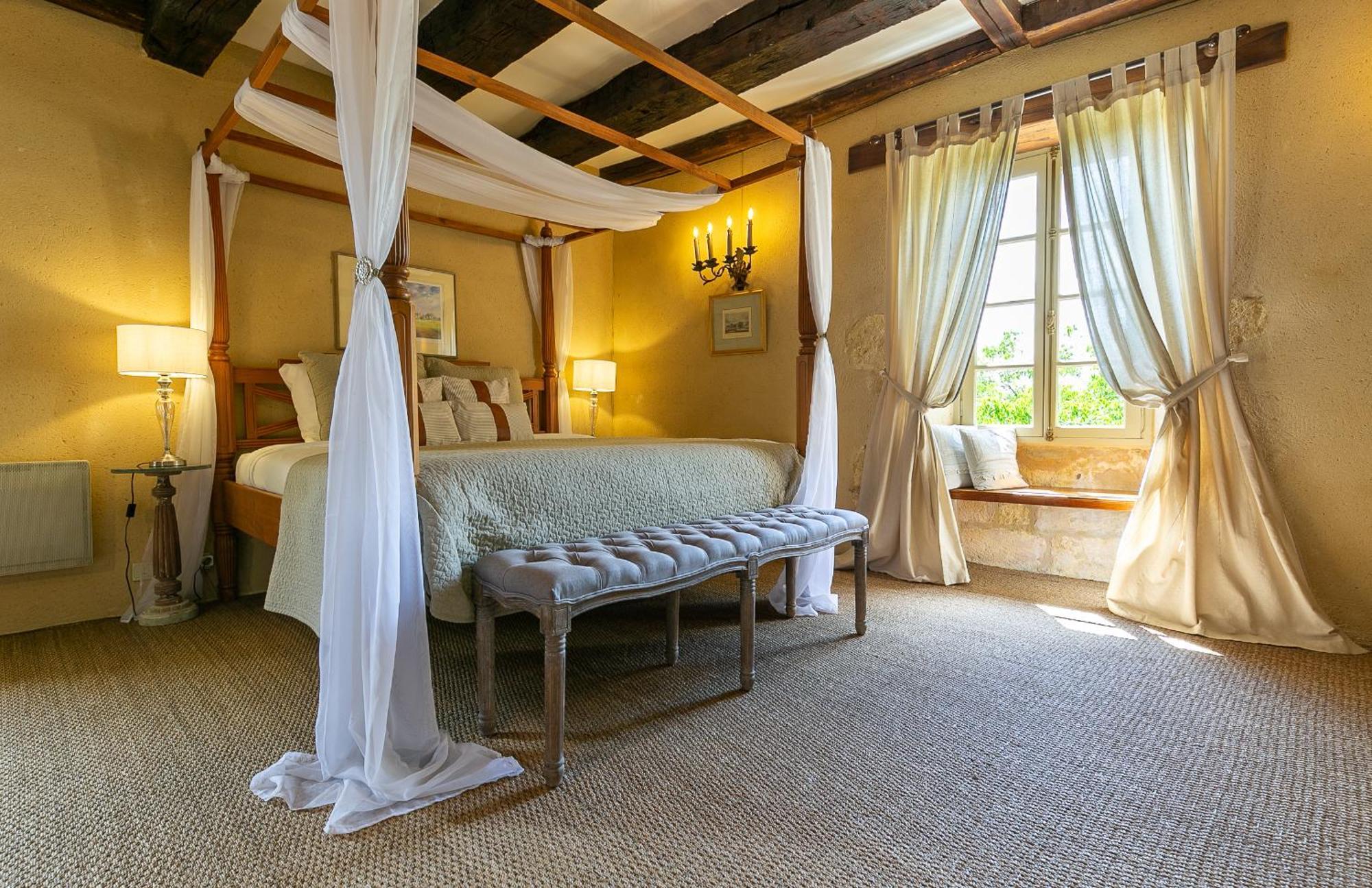 Pontours La Maison Louverie מראה חיצוני תמונה