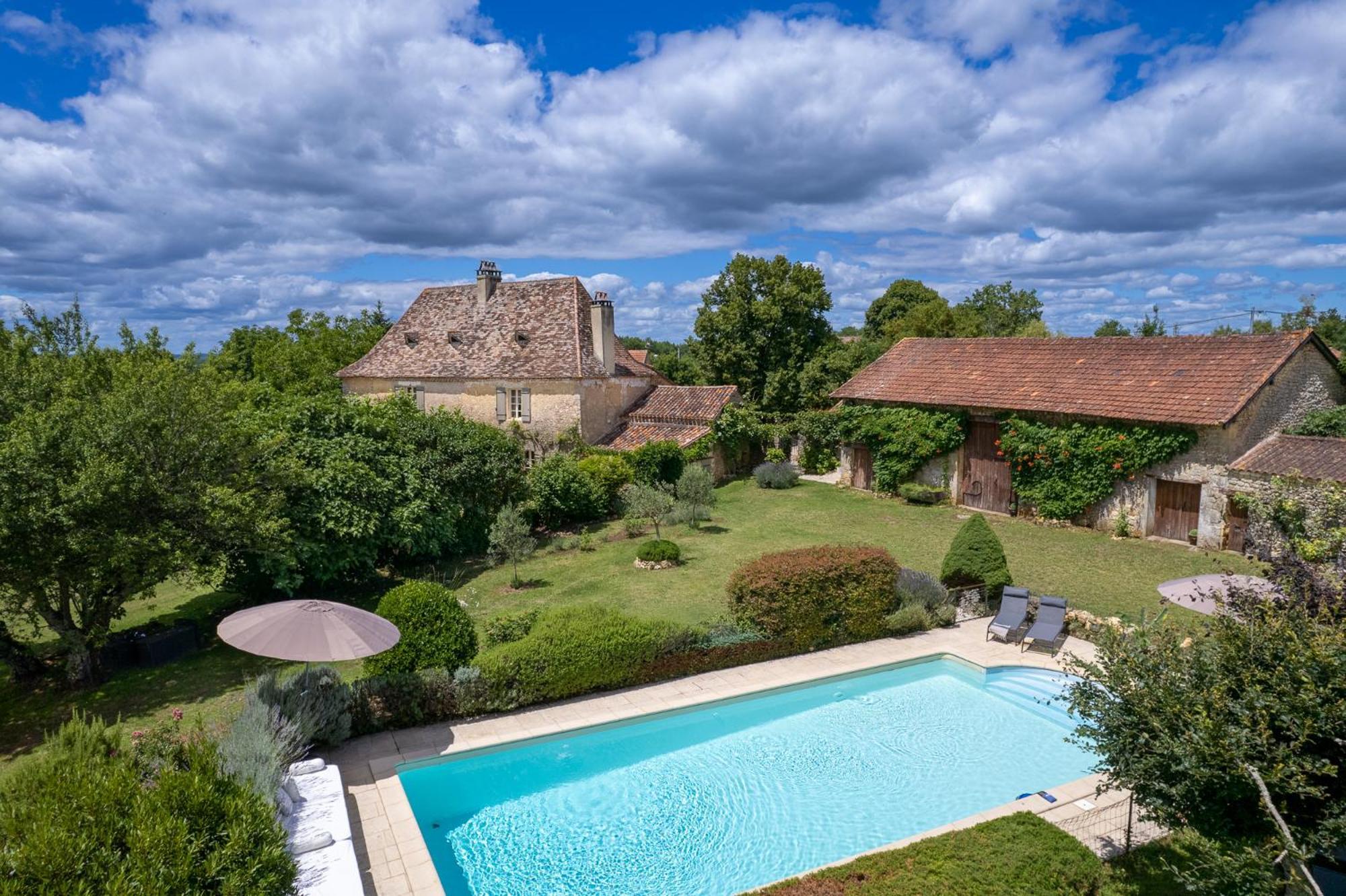 Pontours La Maison Louverie מראה חיצוני תמונה
